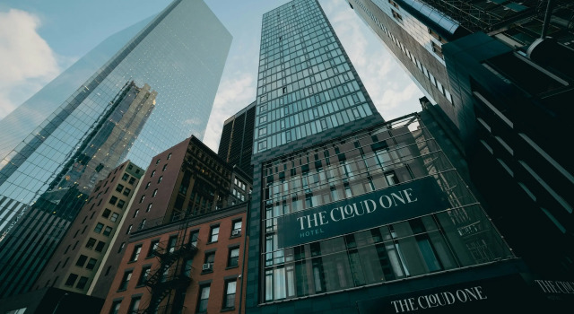 The Cloud One New York-Downtown, by the Motel One Group, Забронировать Мотель Финансовый район Уолл-Стрит Нью-Йорк, рядом с New York Vietnam Veterans Memorial