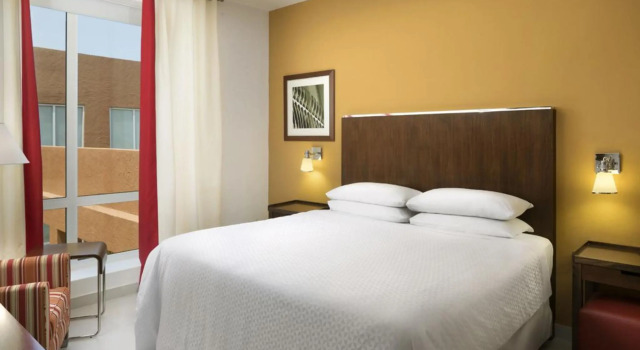 Four Points by Sheraton Punta Cana Village, Boek Hotel Hotels en accommodaties in Punta Cana, Hotel