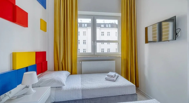Трёхместный номер Level Rooms