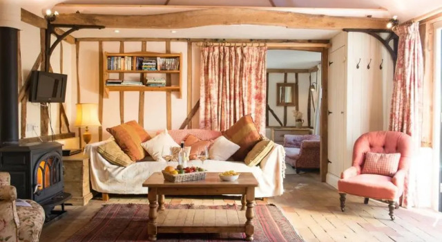 Коттедж c 1 комнатой Bromans Barn a beautiful cottage by the Sea and Cudmore Nature Reserve