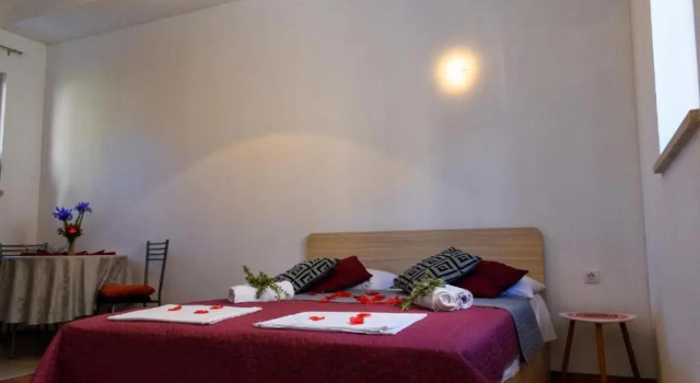 Студия Dino and Jele Apartments