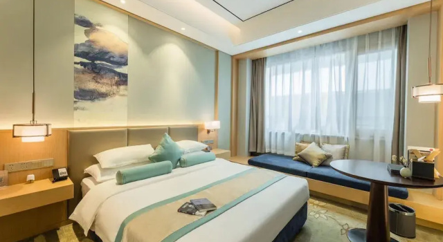 Двухместный номер Business Century Runhua Hotel