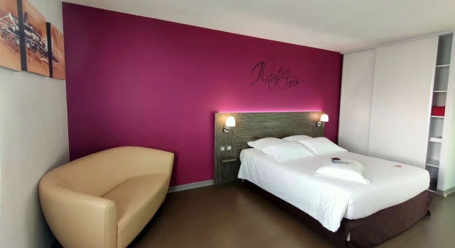 Номер Prestige Kyriad Saint Chély dApcher - Aire de la Lozère