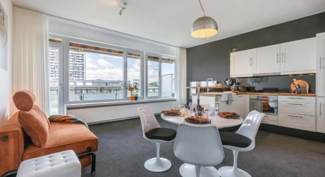 Апартаменты Apartment in Antwerp with view on the Scheldt