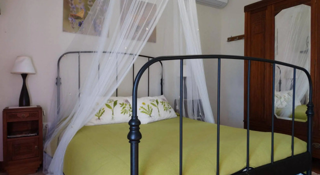Casa Das Palmeiras-Pedagogic Farm, Book Farm Stay Hotels in Centro with a Pool, Swimming Pool