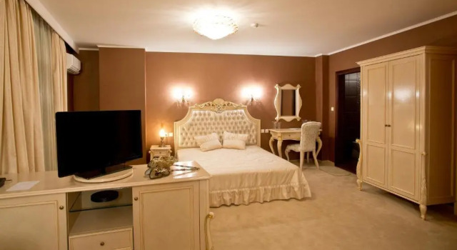 Полулюкс Hotel Diamond