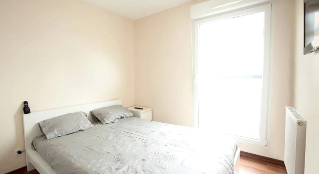 Apartment With 2 Bedrooms in Montévrain, With Wonderful City View, Furnished Terrace and Wifi, Забронировать Апартаменты/квартира Отели Монтеврен с парковкой, Парковка