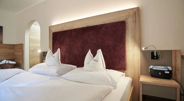 Полулюкс с балконом Hotel Neuhäusl - herzlich familiär
