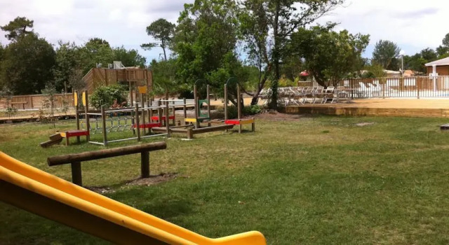 Camping Le Paradis Carcans Lacanau, Rezerwuj Pole kempingowe Carcans Medoc