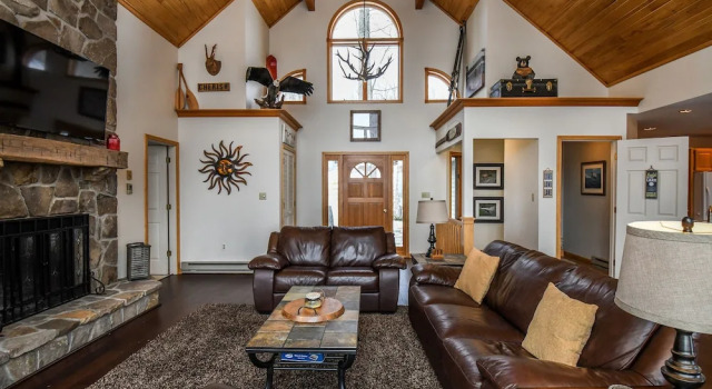 Mountain Majesty 4 Bedroom House, Buchen Sie Hotel Hotels in Maryland mit Parkplatz, Parkplätze