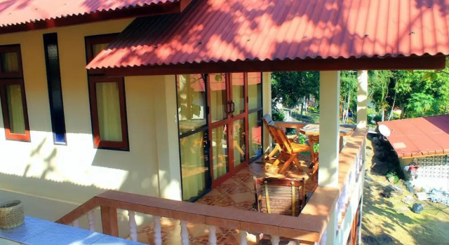 Трёхместный номер Superior с балконом Tanouy Garden Resort Koh Phangan