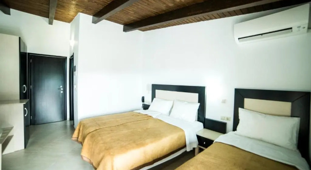 Hotel Dellis, Book Hotel Molos-Agios Konstantinos Central Greece