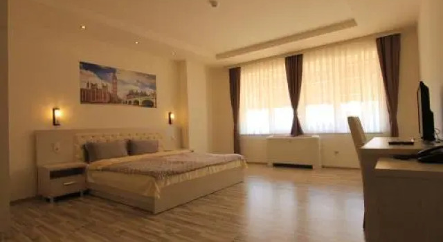 Hotel "La Villa" Ristorante Piscina Gelateria, Book Hotel Hoteller i Prizren County med pool, Swimmingpool