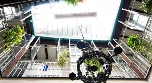 Hostal Lis, Забронировать Отель Недорогие отели Севильи, рядом с Площадь Пласа-де-ла-Аламеда, недорого