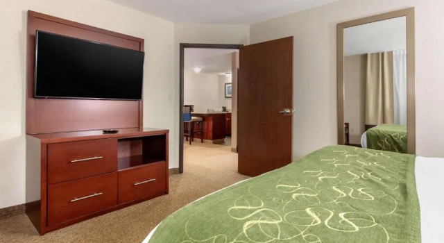 Люкс Superior Comfort Suites Omaha East-Council Bluffs