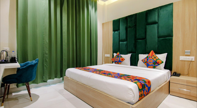 Номер Executive FabHotel Punjab Pride
