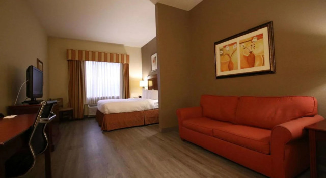 Seffner Inn and Suites