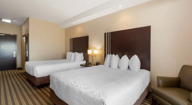 Семейный люкс Best Western Plus Sherwood Park