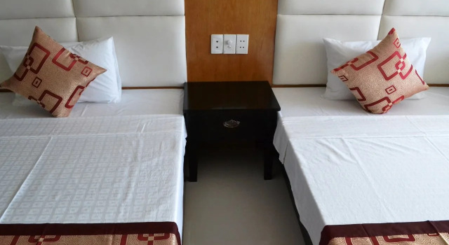 Seaside Tuan Chau Hotel