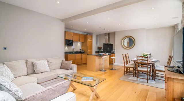Castle Properties:Eton-The College