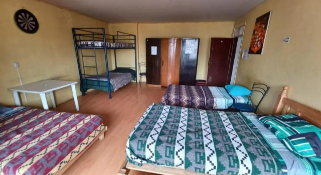 Кровать в общем номере (женский номер) Hostel Latinos Brothers Rooftop