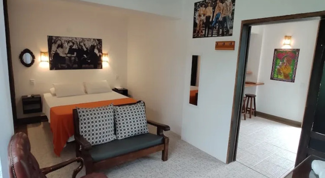 Двухместная студия Presidential с балконом Casa Larrosa Itaúna - Adults Only