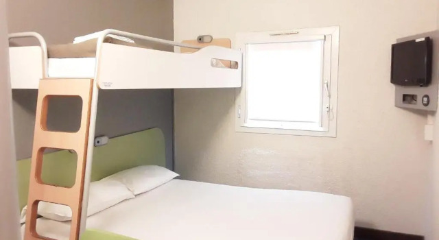 Трёхместный номер Standard SUN1 Durban