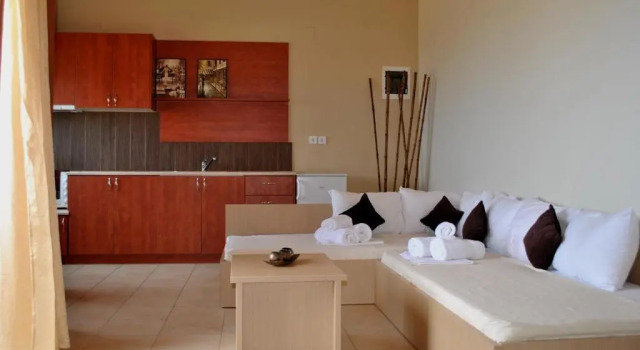 Апартаменты Iliovasilema Hotel