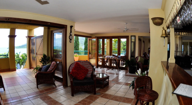 Toscana Village Resort, Забронировать Курортный отель Отели Эрли-Бич 4 звезды, рядом с Рынок пляжа Эйрли, 4*