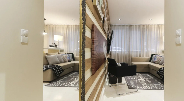 Marques Design I by Homing