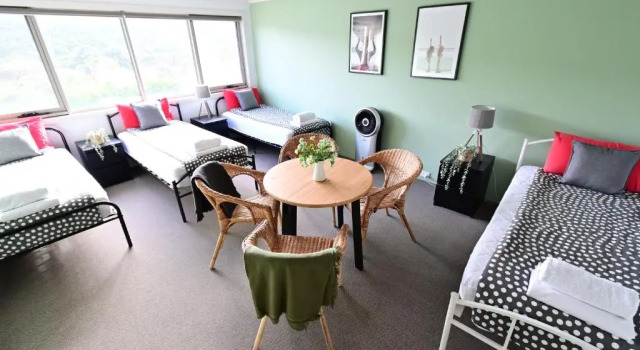 Четырёхместный номер Standard Sow and Piglets Guesthouse