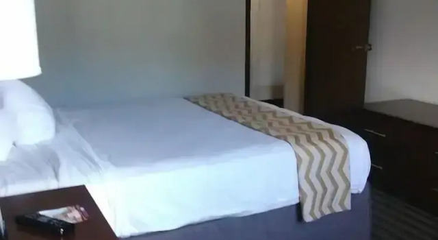 Одноместный люкс Travelodge by Wyndham Loveland/Fort Collins Area