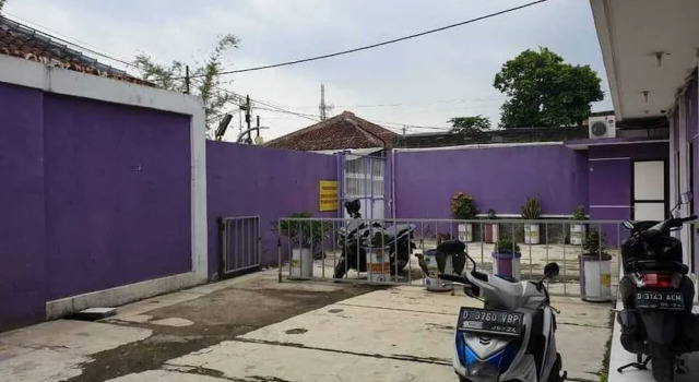 KoolKost near Trans Studio Bandung 2, Book Guesthouse Guest Houses in Bandung Kidul, Guesthouse
