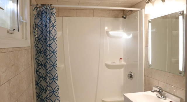 Четырёхместный номер Standard Elite Inn