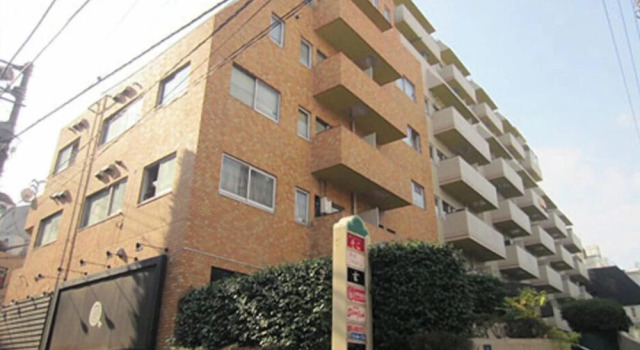 2 Double Bed Heart of Shibuya Up to 4ppl