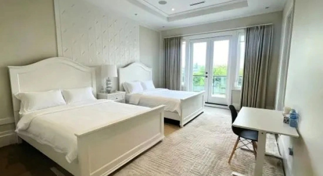 Люкс Luxury Luxury 2-Bed Suite /Private Bath/Near YVR/Free Parking