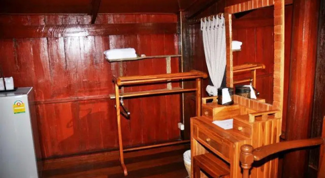 Phuengnang Homestay, Забронировать Отель Отели Samut Prakan Province с парковкой, Парковка