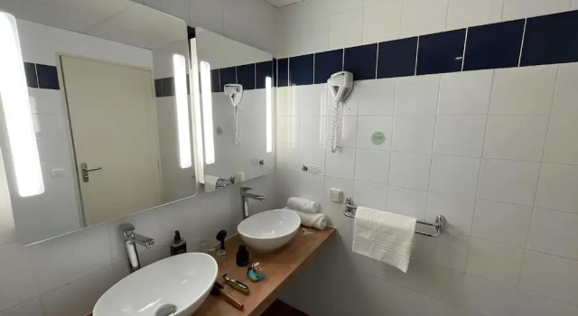 Семейный номер Standard Ibis Styles Toulouse Blagnac Aéroport