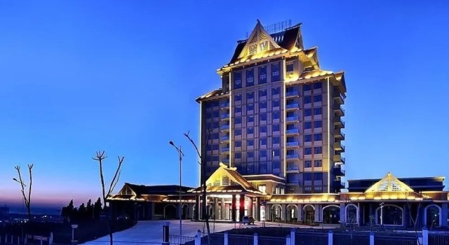 Maple Palace Hotel, Buchen Sie Hotel Chenggong Kunming