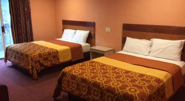 Номер Economy Relax Inn