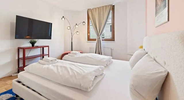4ty3 Apartments - Naschmarkt City Apartment is calling, Prenota Appartamento Vienna Austria, vicino a Stazione Ferroviaria di Matzleinsdorfer Platz