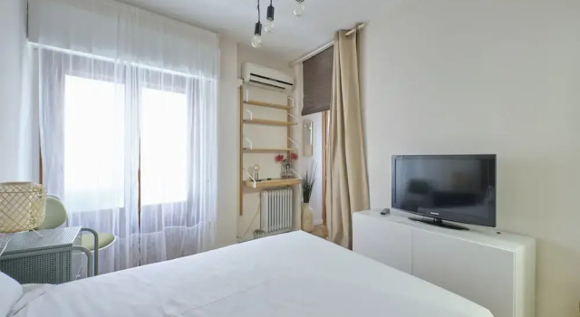 3 Bedroom Apartment With Garage Space in the Center of Madrid, Забронировать Апартаменты/квартира Мадрид Провинция Мадрид, рядом с Дом-музей Лопе де Вега