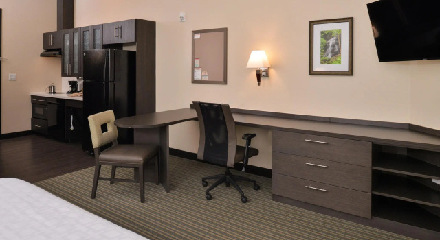 Люкс Candlewood Suites - Austin Airport by IHG