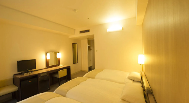 Трёхместный номер Standard Court Hotel Asahikawa