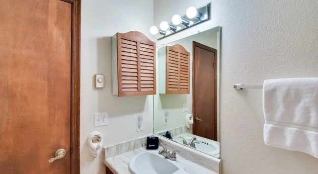 Апартаменты Central Steamboat Condo: Outdoor Hot Tub & Pool!