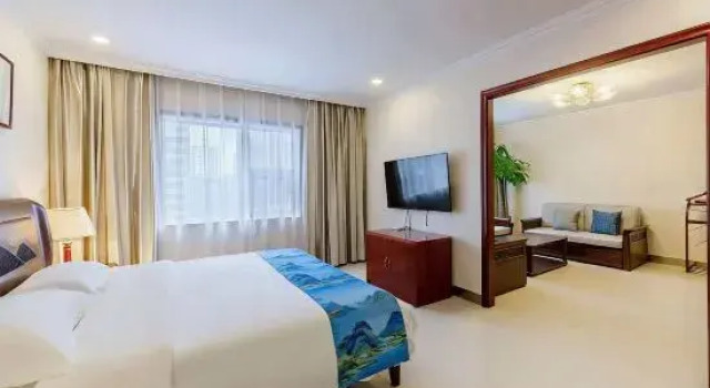 Люкс Business Kai Luan Hotel