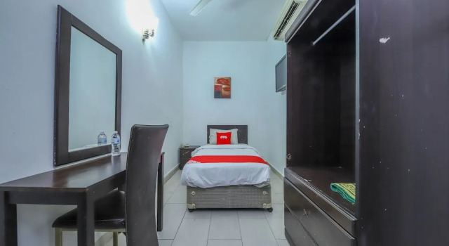 Номер Deluxe OYO 89571 Eco Palace Hotel