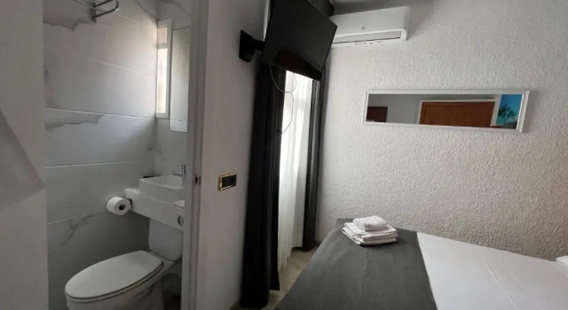 Номер Economy Hotel Maremagnum