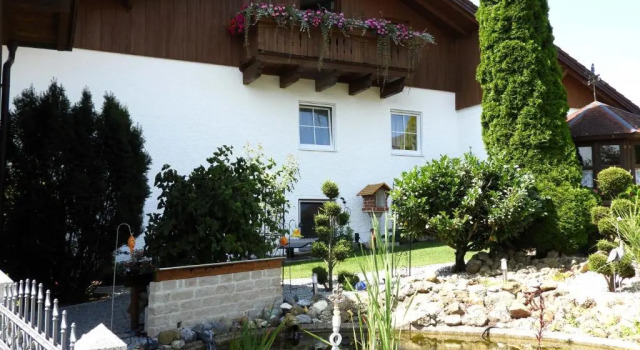 Appartements Hirsch, Book Apartment Bad Birnbach 