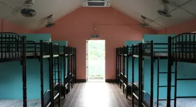 Кровать в общем номере (женский номер) YHA Pak Sha O Youth Hostel (Sai Kung)